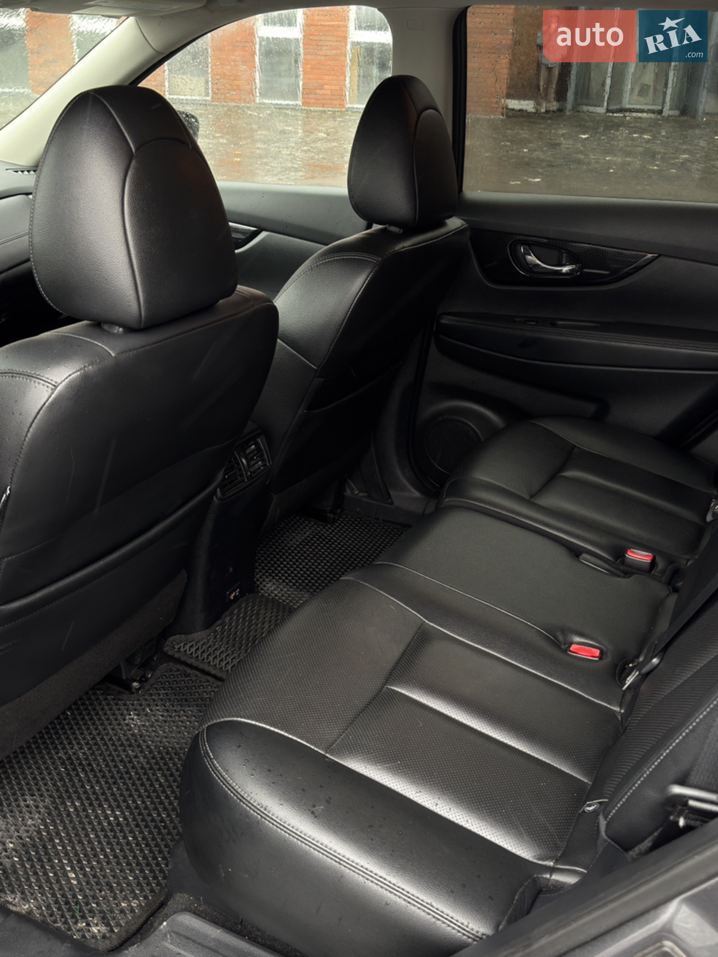 2018 Nissan Rogue - мініатюра 14