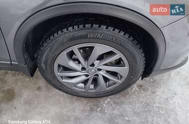 Внедорожник / Кроссовер Nissan Rogue 2016 в Ивано-Франковске