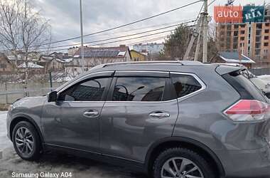 Внедорожник / Кроссовер Nissan Rogue 2016 в Ивано-Франковске