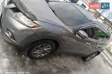 Позашляховик / Кросовер Nissan Rogue 2016 в Івано-Франківську