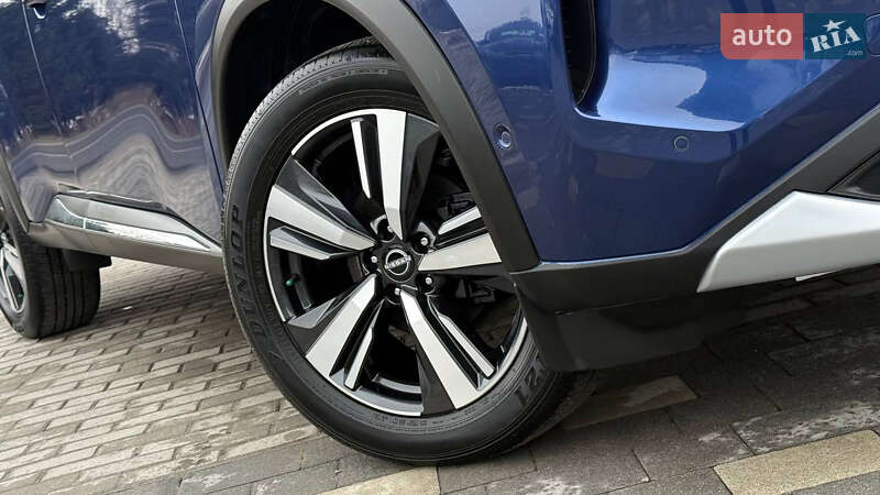 Внедорожник / Кроссовер Nissan Rogue 2023 в Дрогобыче