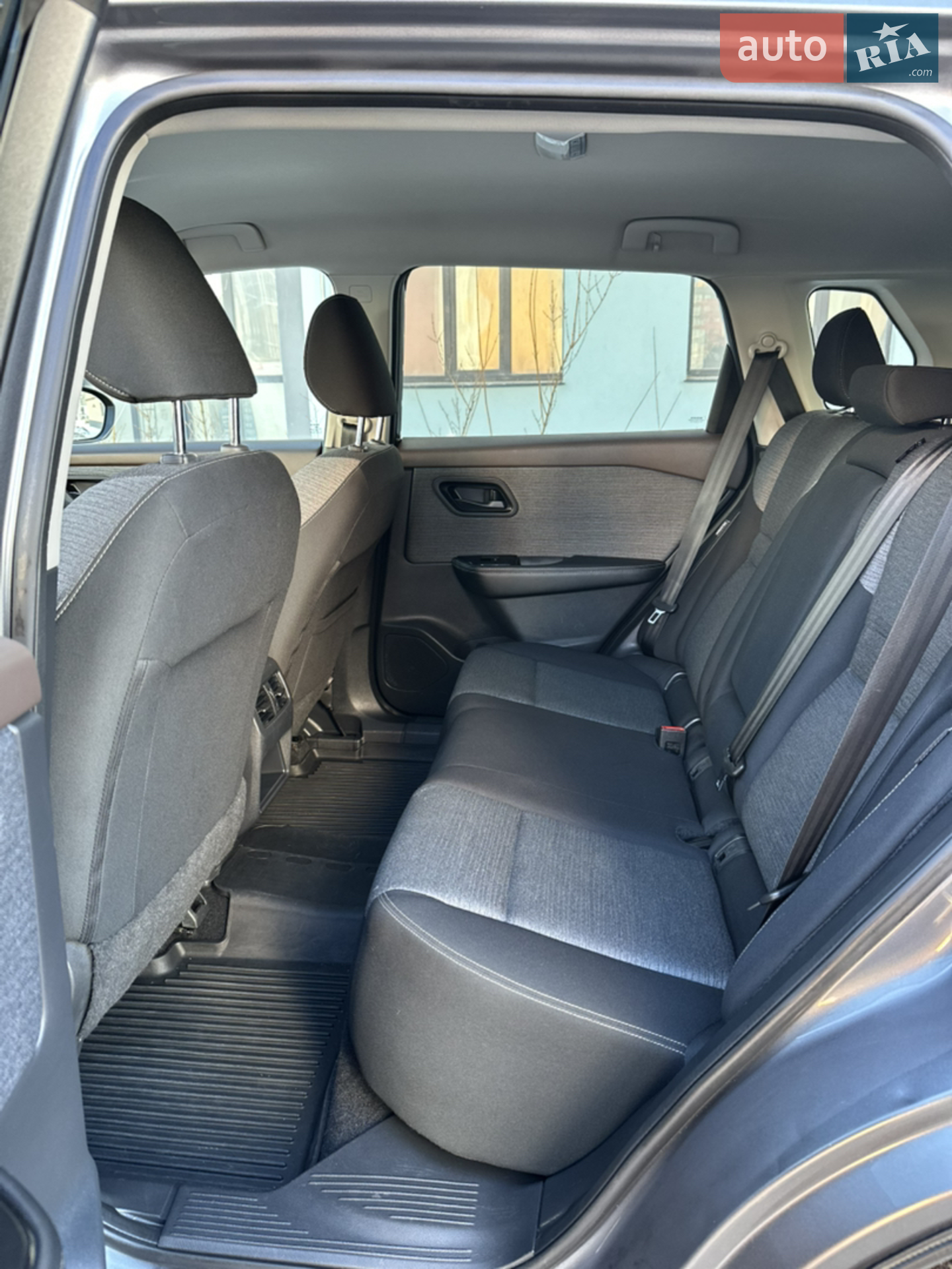 2021 Nissan Rogue - мініатюра 12