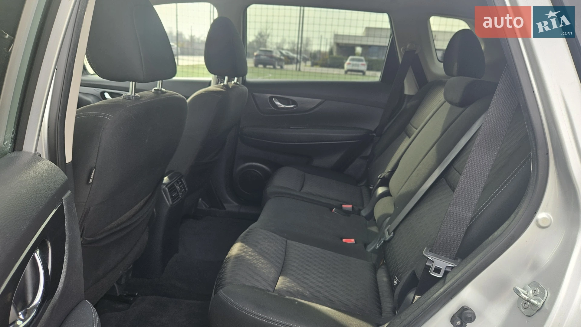 2019 Nissan Rogue - мініатюра 37