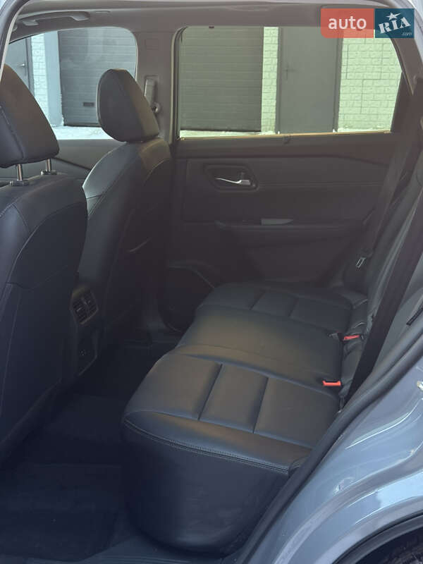 Внедорожник / Кроссовер Nissan Rogue 2023 в Белой Церкви