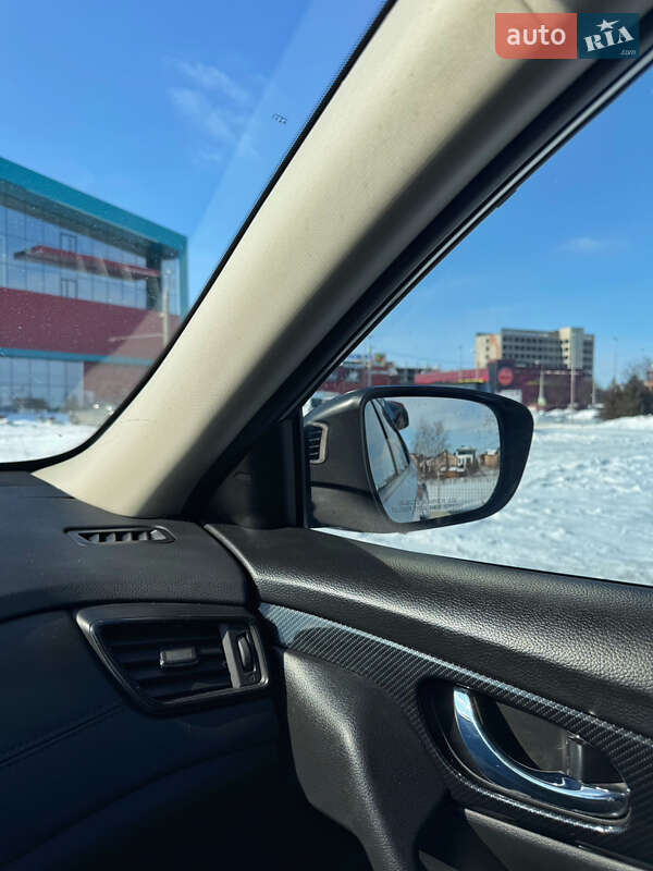 Внедорожник / Кроссовер Nissan Rogue 2018 в Тернополе