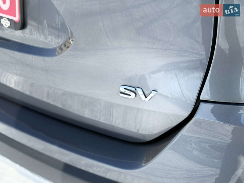 Внедорожник / Кроссовер Nissan Rogue 2018 в Ровно