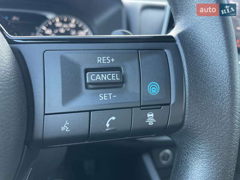 Внедорожник / Кроссовер Nissan Rogue 2023 в Сумах