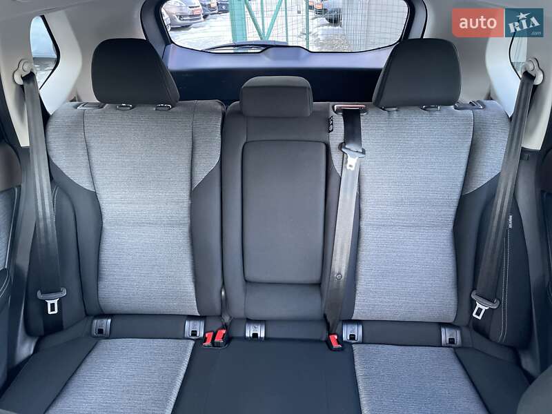 Внедорожник / Кроссовер Nissan Rogue 2023 в Сумах