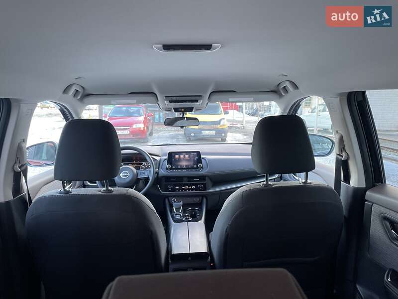 Внедорожник / Кроссовер Nissan Rogue 2023 в Сумах