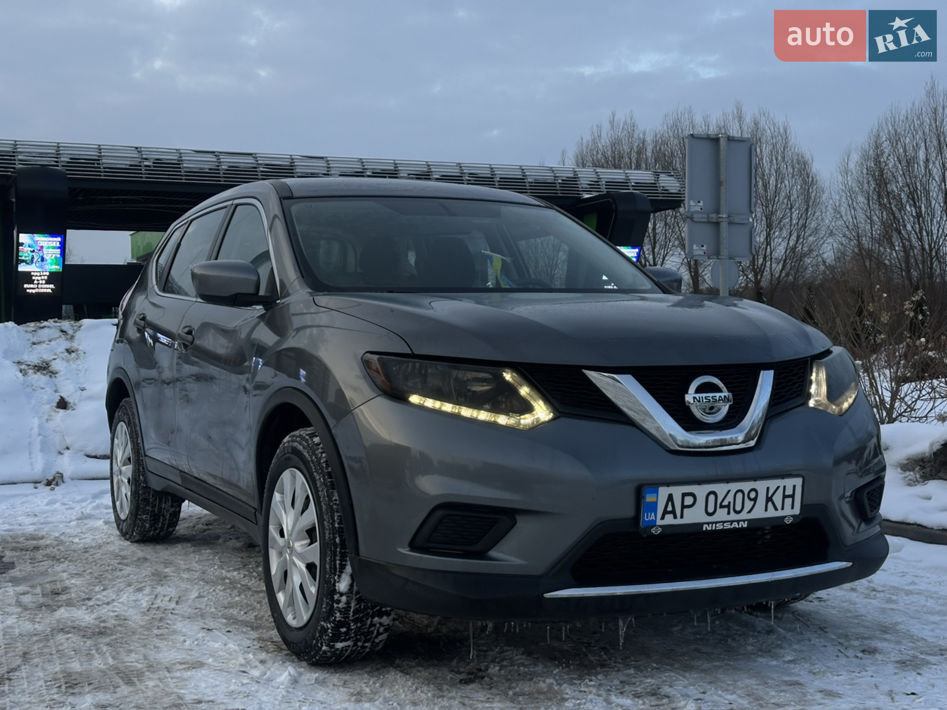2016 Nissan Rogue - мініатюра 2