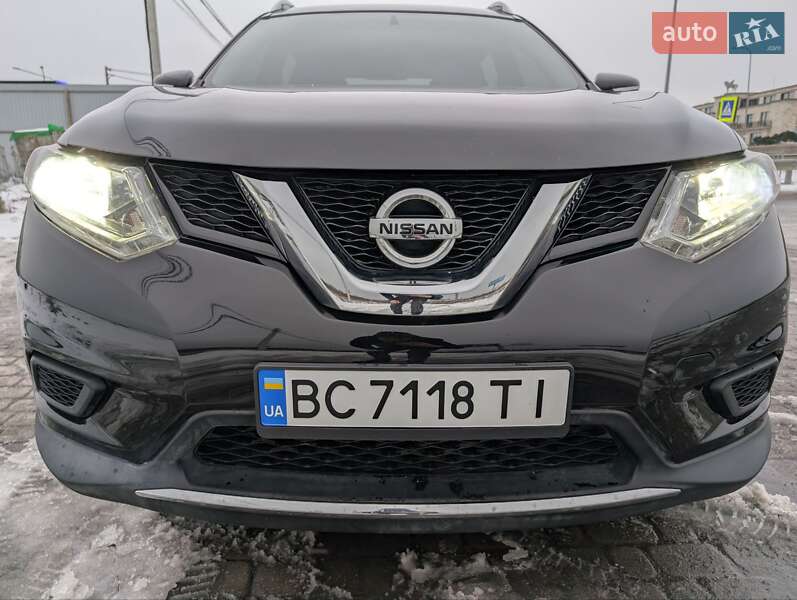 Внедорожник / Кроссовер Nissan Rogue 2014 в Львове