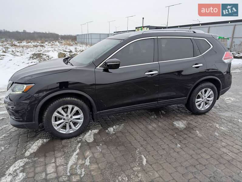 Внедорожник / Кроссовер Nissan Rogue 2014 в Львове