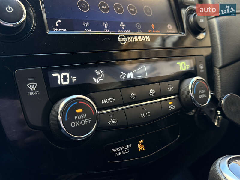 Позашляховик / Кросовер Nissan Rogue 2018 в Одесі