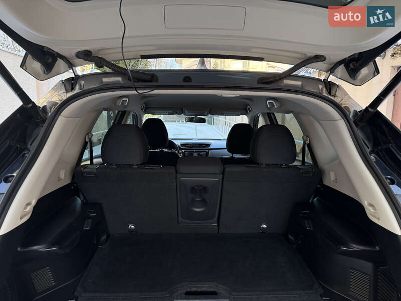 Позашляховик / Кросовер Nissan Rogue 2018 в Одесі