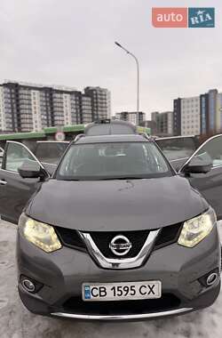 Внедорожник / Кроссовер Nissan Rogue 2016 в Ивано-Франковске