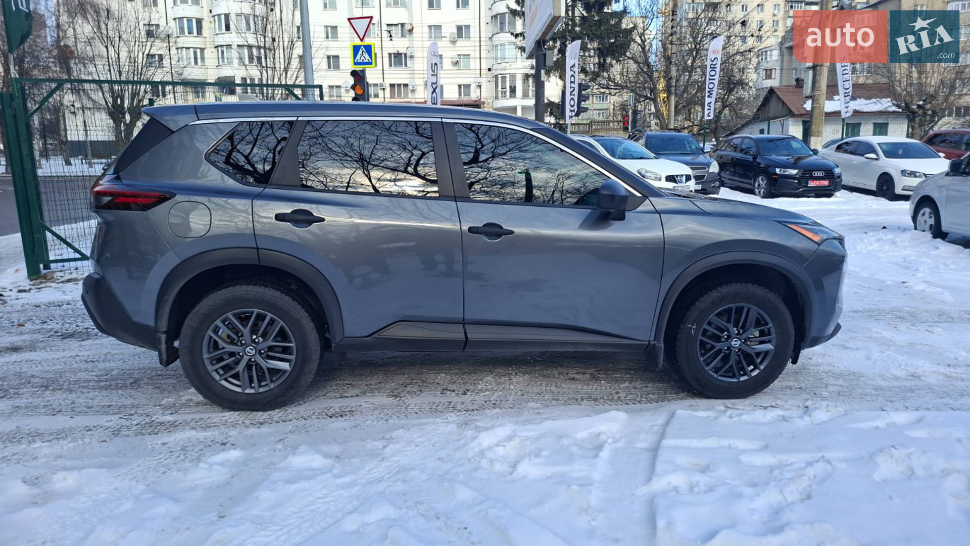 2021 Nissan Rogue - мініатюра 31