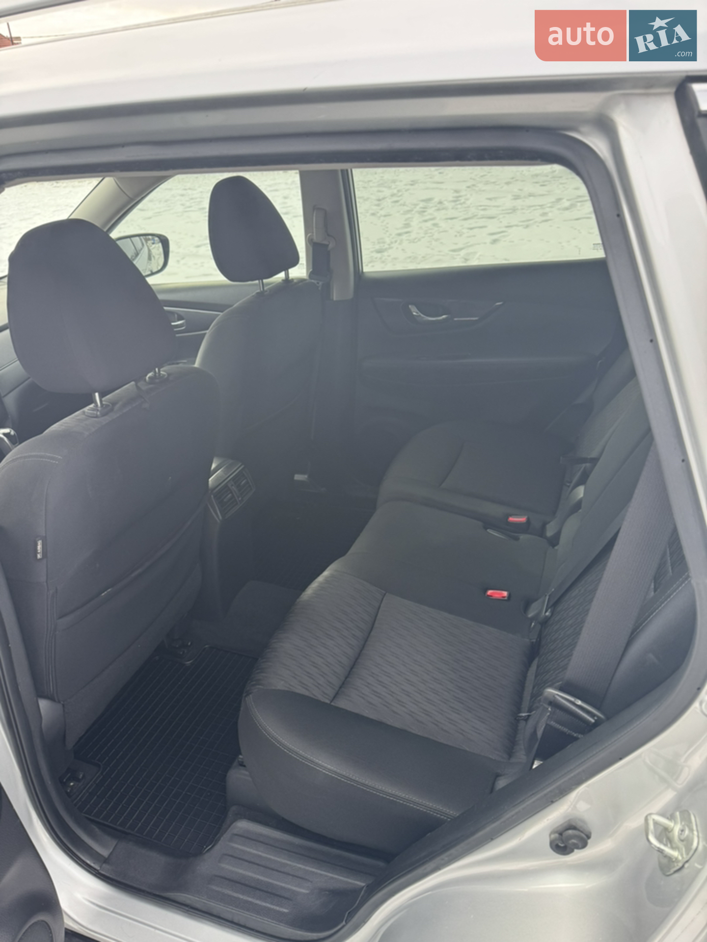 2019 Nissan Rogue - мініатюра 3