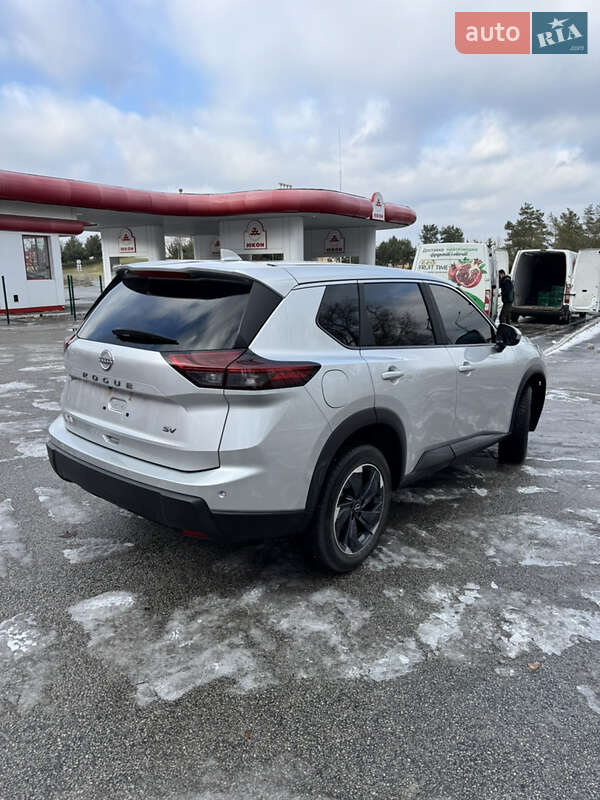 Внедорожник / Кроссовер Nissan Rogue 2024 в Днепре