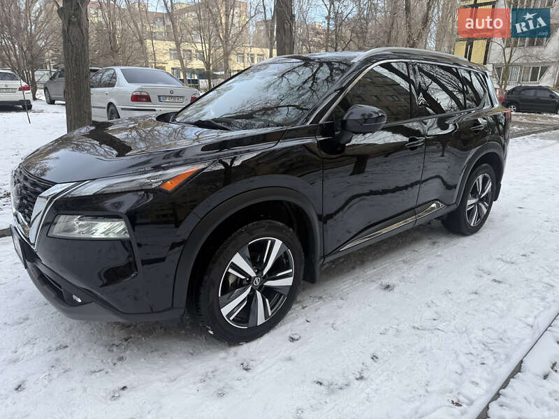 Внедорожник / Кроссовер Nissan Rogue 2021 в Днепре