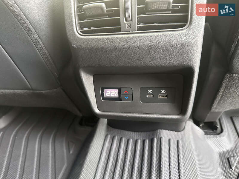 Внедорожник / Кроссовер Nissan Rogue 2021 в Днепре