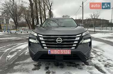 Внедорожник / Кроссовер Nissan Rogue 2024 в Изюме