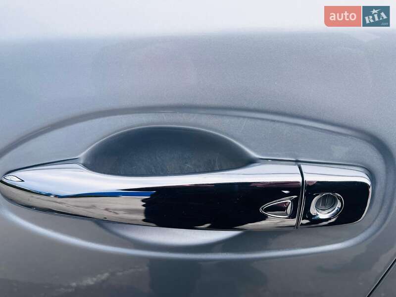 Внедорожник / Кроссовер Nissan Rogue 2014 в Николаеве