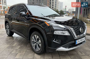 Позашляховик / Кросовер Nissan Rogue 2021 в Києві