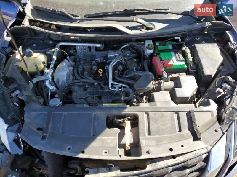 Внедорожник / Кроссовер Nissan Rogue 2021 в Львове