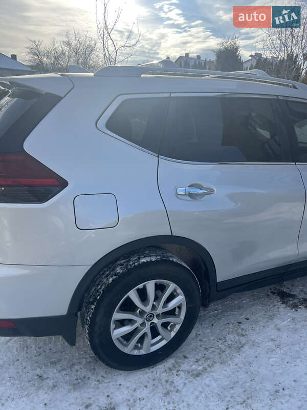 Внедорожник / Кроссовер Nissan Rogue 2019 в Тернополе