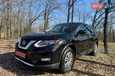 Внедорожник / Кроссовер Nissan Rogue 2017 в Запорожье