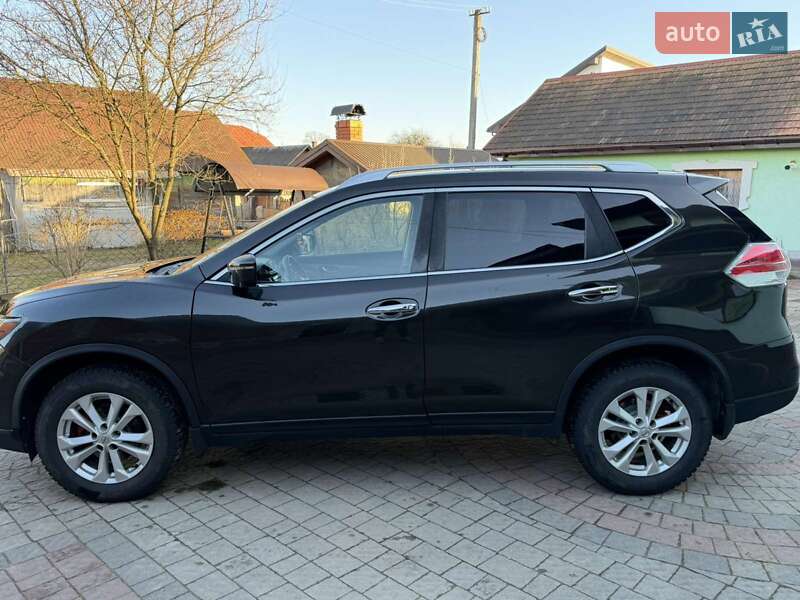 Позашляховик / Кросовер Nissan Rogue 2016 в Сколе
