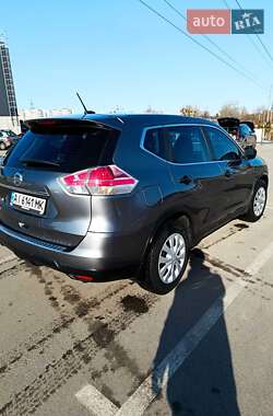 Внедорожник / Кроссовер Nissan Rogue 2016 в Ирпене