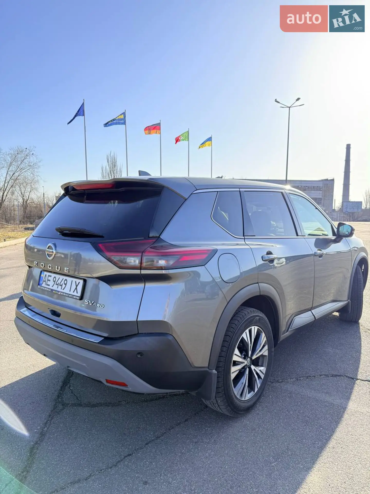 2021 Nissan Rogue - мініатюра 17