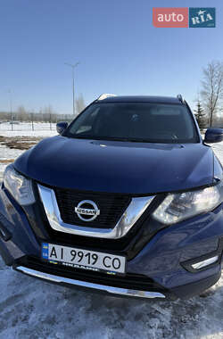 Позашляховик / Кросовер Nissan Rogue 2017 в Калинівці