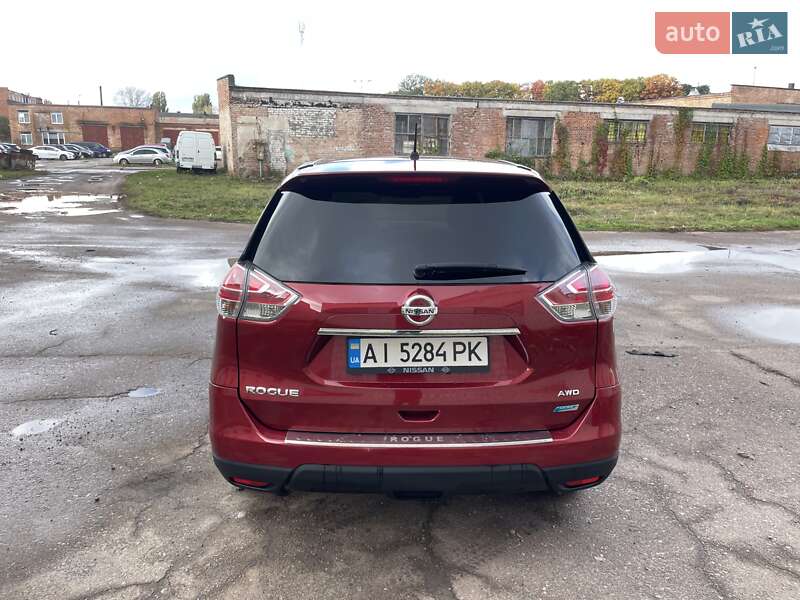 Внедорожник / Кроссовер Nissan Rogue 2014 в Чернигове