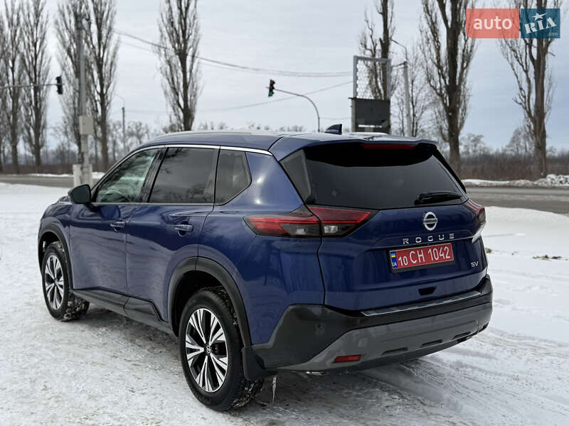 Внедорожник / Кроссовер Nissan Rogue 2020 в Киеве