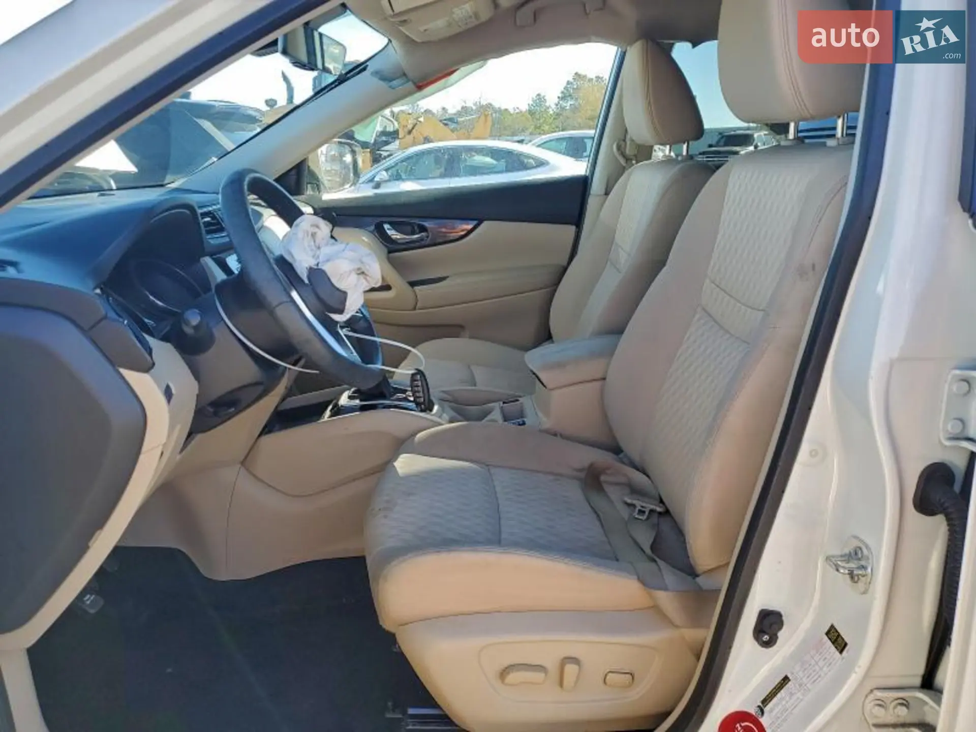 2019 Nissan Rogue - мініатюра 8