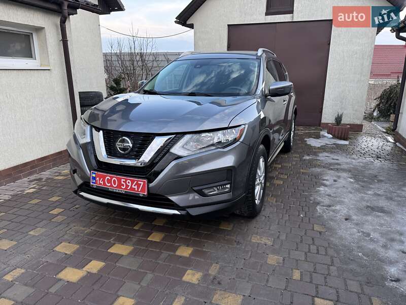 Внедорожник / Кроссовер Nissan Rogue 2020 в Виннице