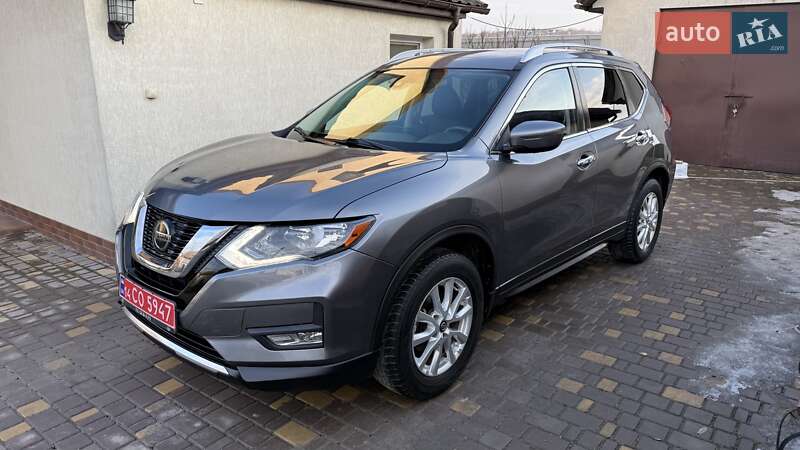 Внедорожник / Кроссовер Nissan Rogue 2020 в Виннице
