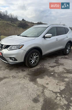 Позашляховик / Кросовер Nissan Rogue 2015 в Миколаєві