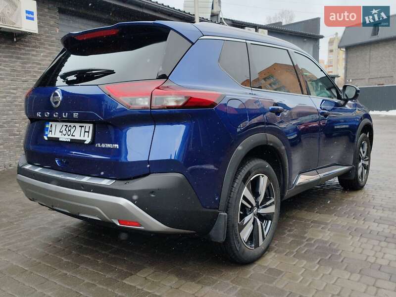 Внедорожник / Кроссовер Nissan Rogue 2020 в Киеве