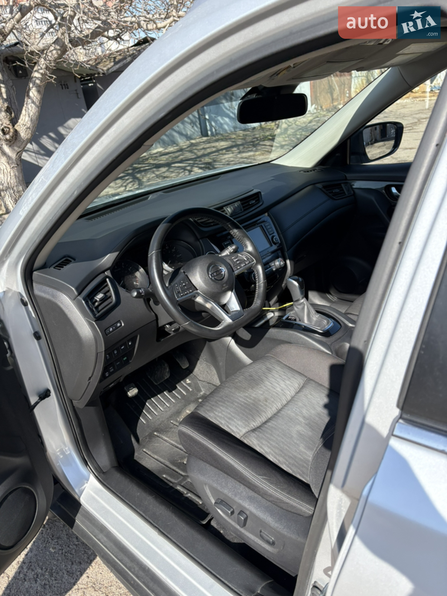 2019 Nissan Rogue - мініатюра 11