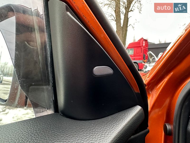 Внедорожник / Кроссовер Nissan Rogue 2019 в Киеве