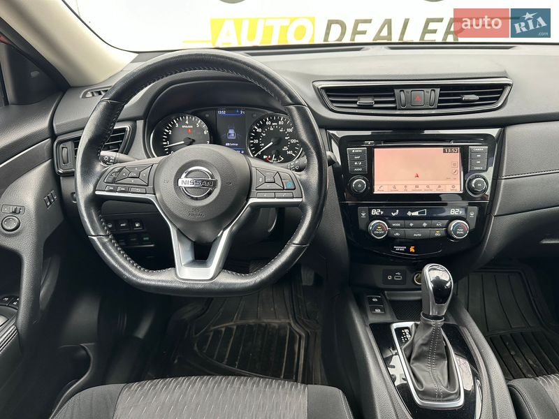 Внедорожник / Кроссовер Nissan Rogue 2019 в Киеве