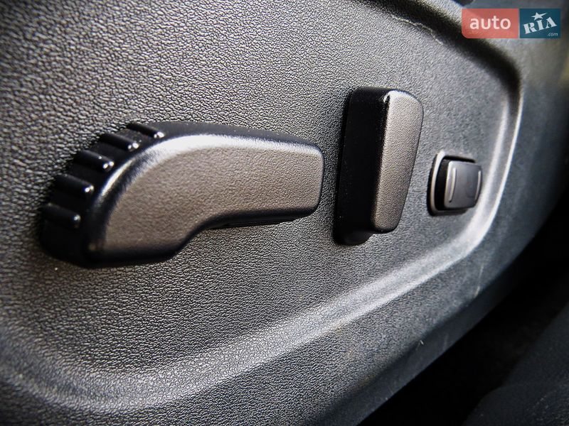 Внедорожник / Кроссовер Nissan Rogue 2019 в Черкассах