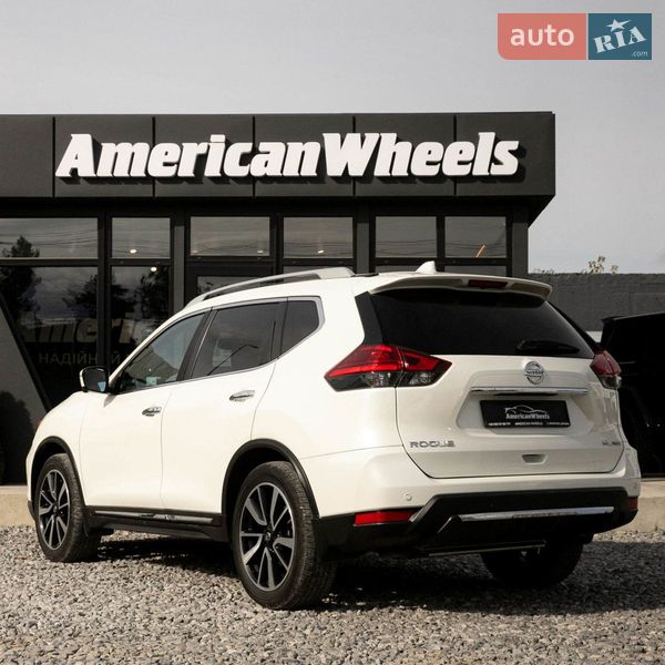 Внедорожник / Кроссовер Nissan Rogue 2019 в Черновцах