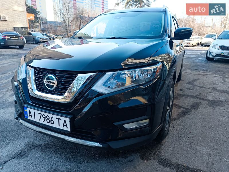 Внедорожник / Кроссовер Nissan Rogue 2019 в Киеве