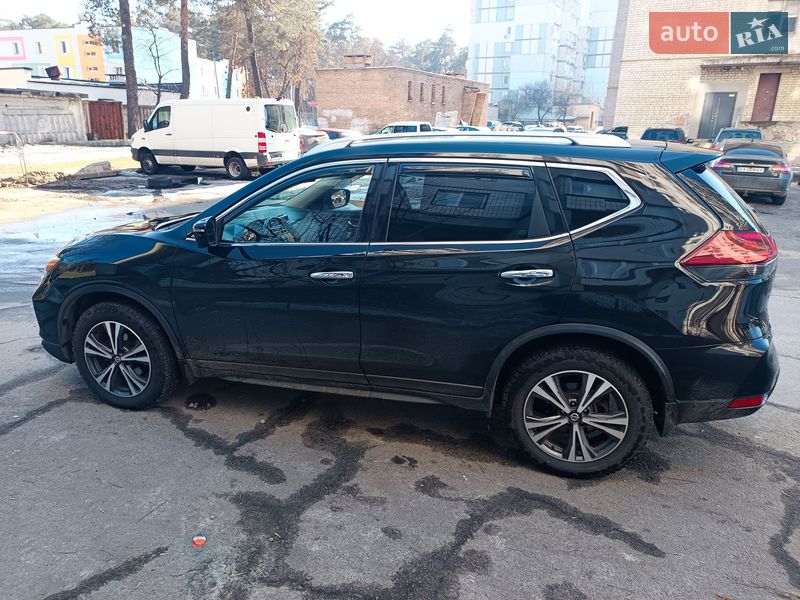 Внедорожник / Кроссовер Nissan Rogue 2019 в Киеве