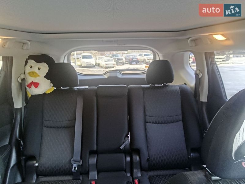 Внедорожник / Кроссовер Nissan Rogue 2019 в Киеве