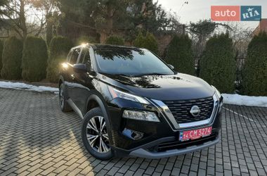 Позашляховик / Кросовер Nissan Rogue 2023 в Львові